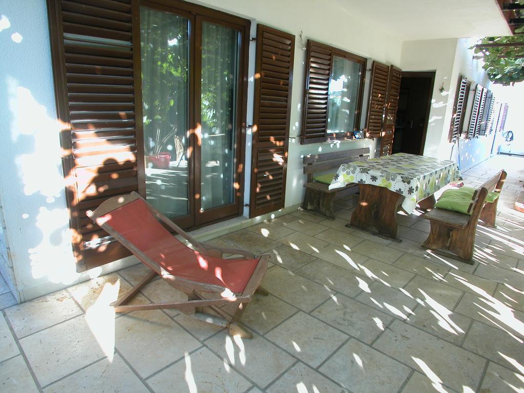 Diana'S Place Pula Extérieur photo